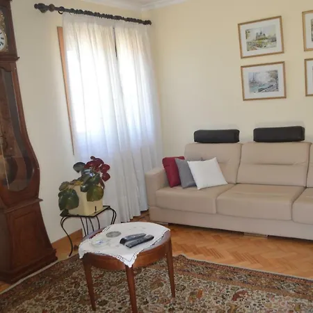 Guest house Casa Limia 2*